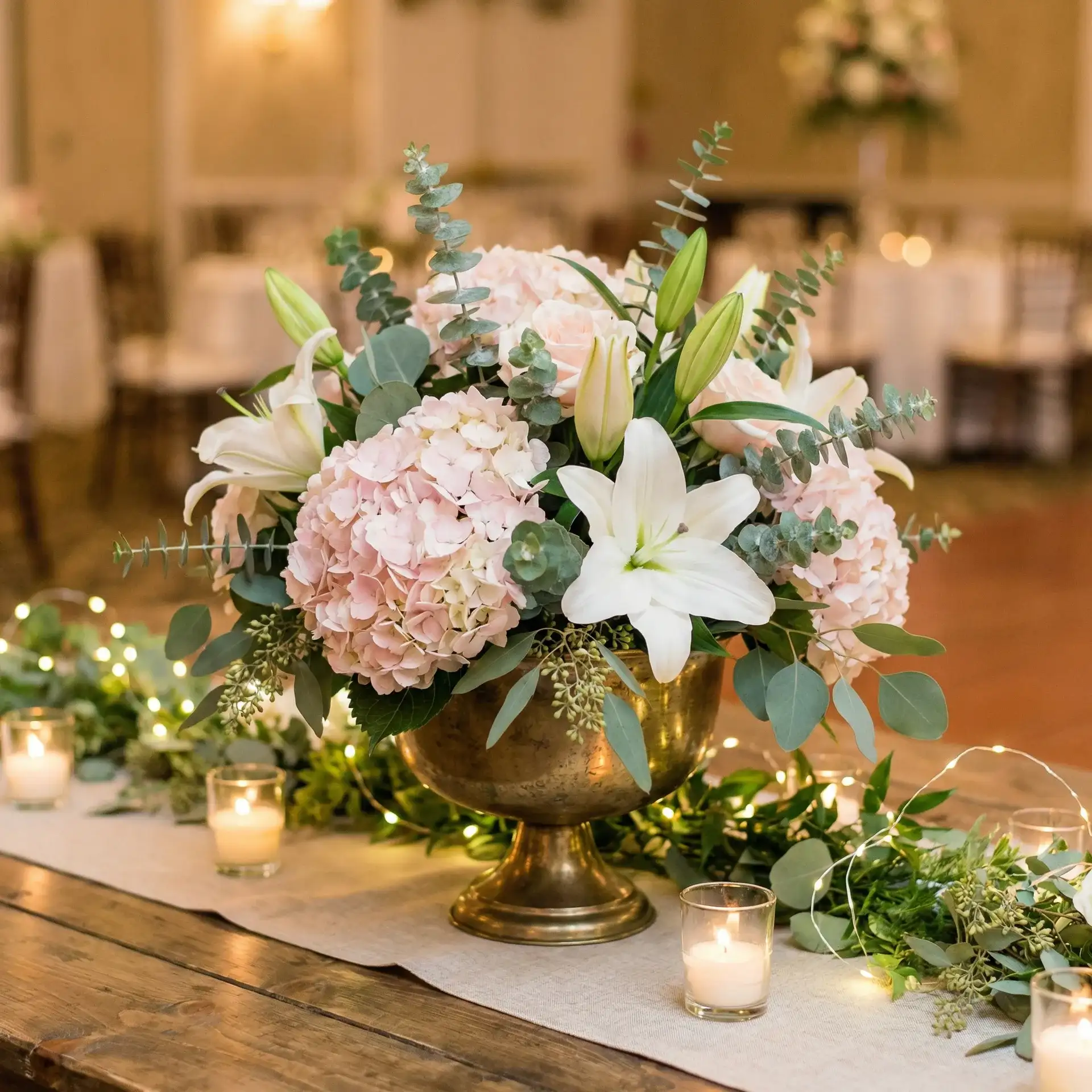 宴会桌花作品 - 小宝探花